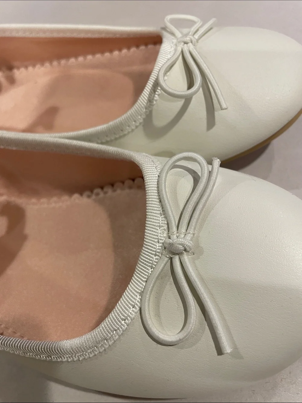 NWT H&M White Girls Ballet Flats with Pink Insole and Bow